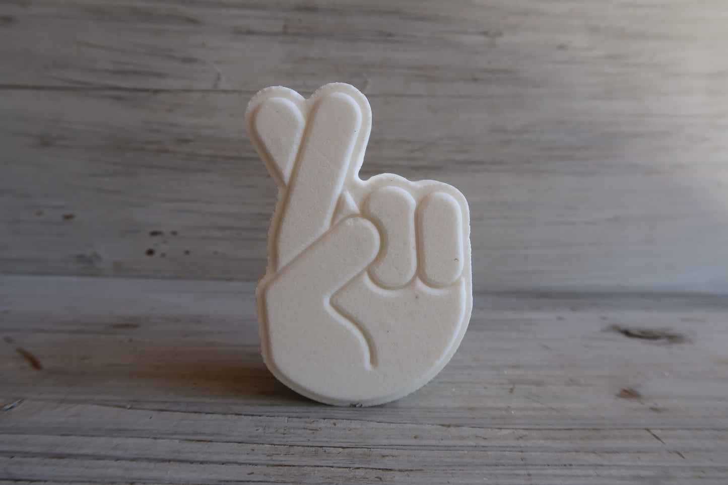 Fingers Crossed Bath Bomb Mold