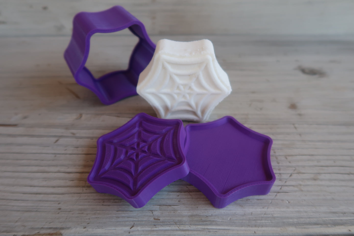 Web Bath Bomb Mold