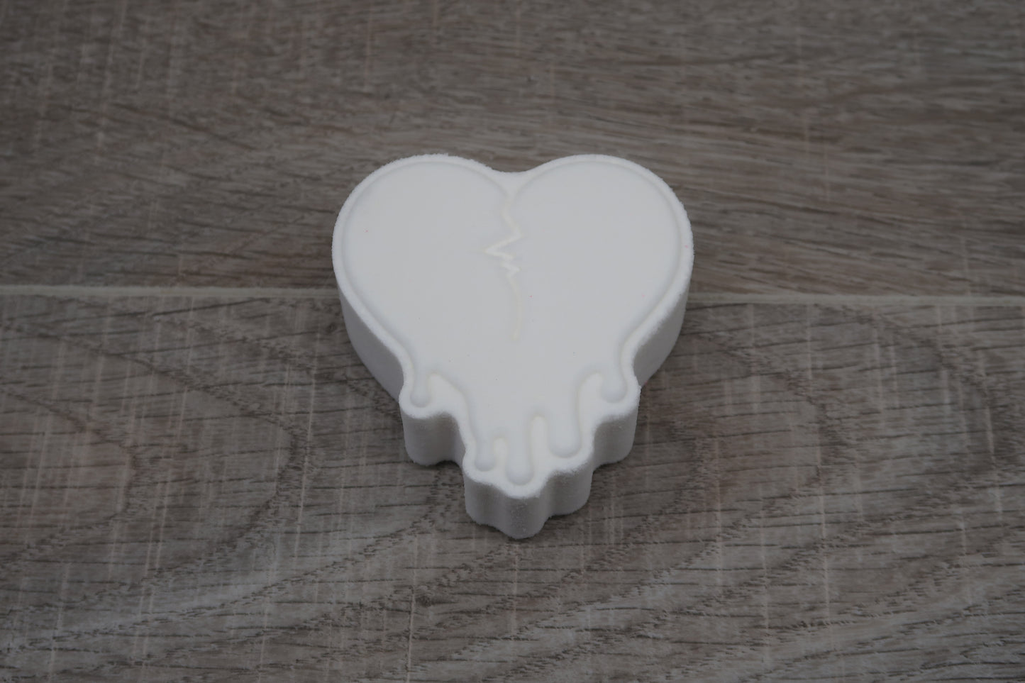 Cracked Melting Heart Bath Bomb Mold