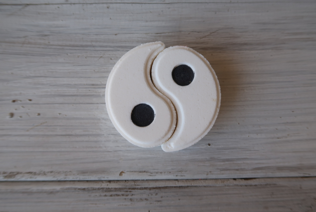 Yin Yang Bath Bomb Mold